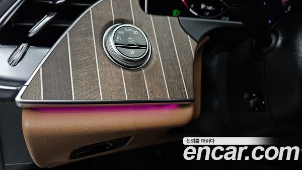 Mercedes-Benz E-Class 2026, фото 32