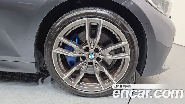 BMW 3 Series 2021, фото 5