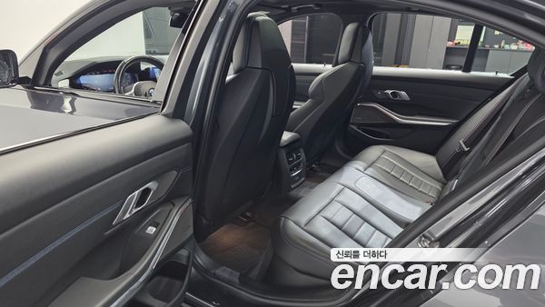 BMW 3 Series 2021, фото 16