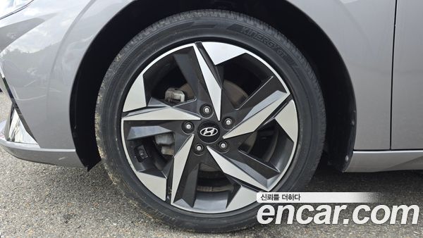 Hyundai Elantra 2021, фото 5