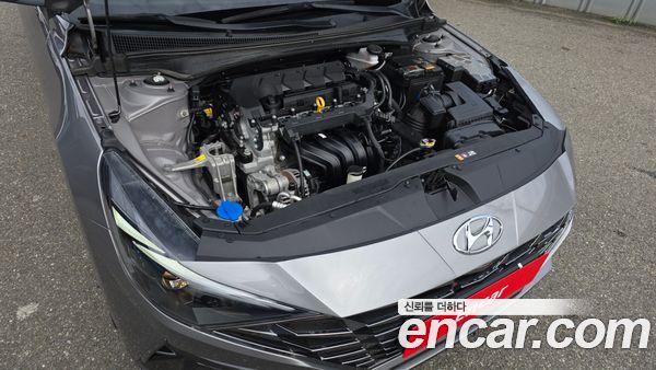 Hyundai Elantra 2021, фото 6