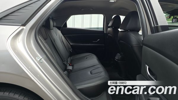 Hyundai Elantra 2021, фото 18