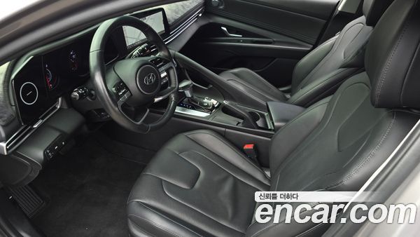 Hyundai Elantra 2021, фото 32