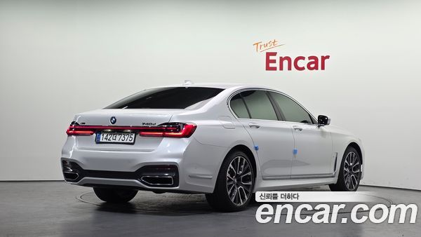 BMW 7 Series 2020, фото 2