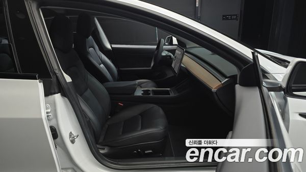 Tesla Model 3 2021, фото 16
