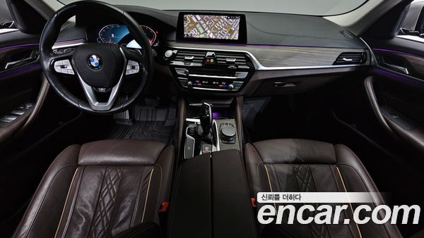 BMW 5 Series 2020, фото 9