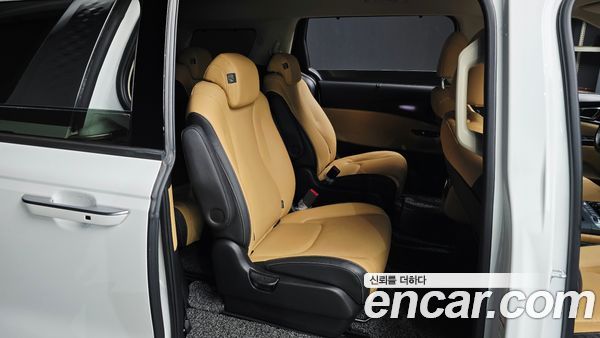 Kia Carnival 2021, фото 17