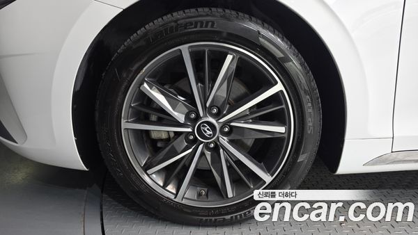 Hyundai Grandeur 2023, фото 5
