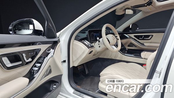 Mercedes-Benz S-Class 2023, фото 12