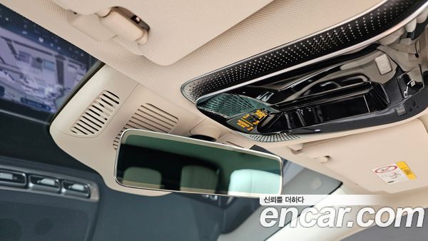 Mercedes-Benz S-Class 2023, фото 25