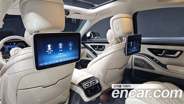 Mercedes-Benz S-Class 2023, фото 31