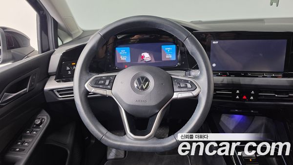 Volkswagen Golf 2023, фото 20