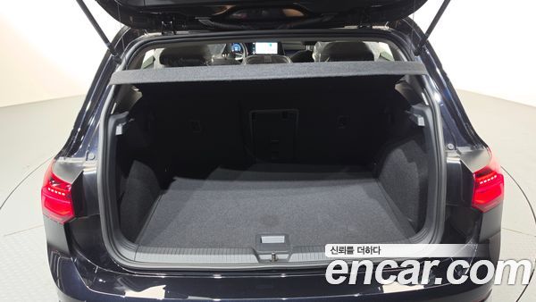 Volkswagen Golf 2023, фото 26