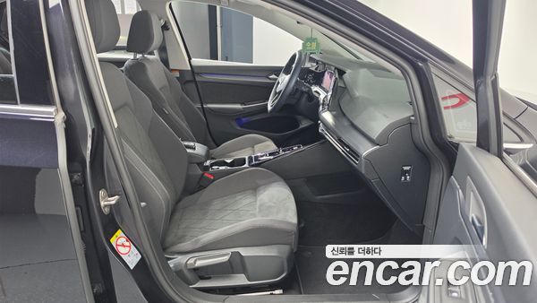 Volkswagen Golf 2023, фото 16