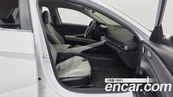 Hyundai Elantra 2021, фото 16