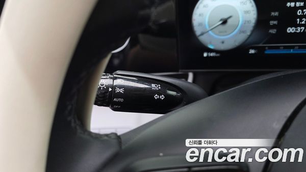 Hyundai Elantra 2021, фото 29