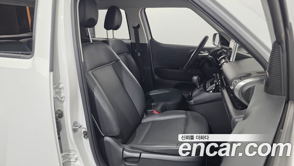 Hyundai Casper 2024, фото 16