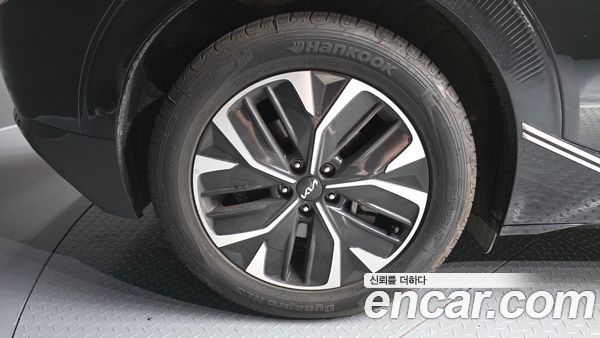 Kia EV6 2022, фото 5