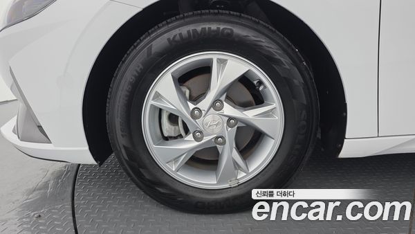 Hyundai Elantra 2021, фото 5