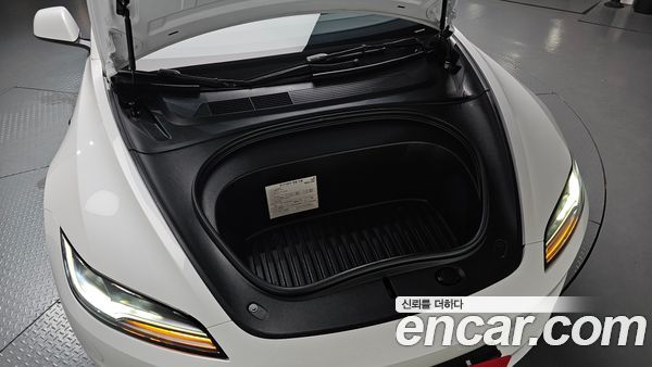 Tesla Model 3 2025, фото 5