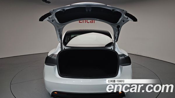 Tesla Model 3 2025, фото 25
