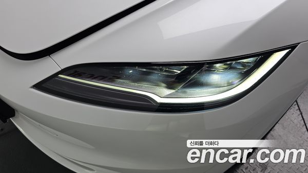 Tesla Model 3 2025, фото 7