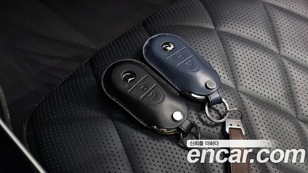 Mercedes-Benz S-Class 2023, фото 31