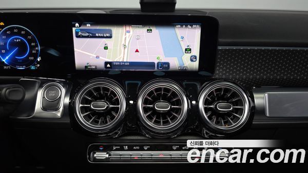Mercedes-Benz EQB 2026, фото 19