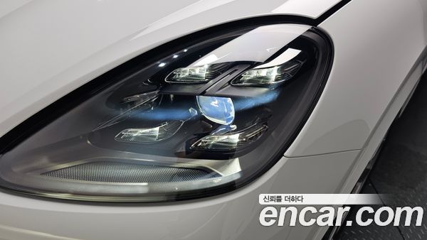 Porsche Cayenne 2023, фото 7