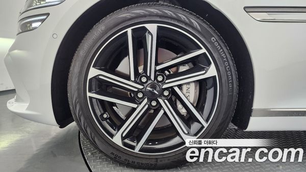 Genesis G80 2025, фото 5