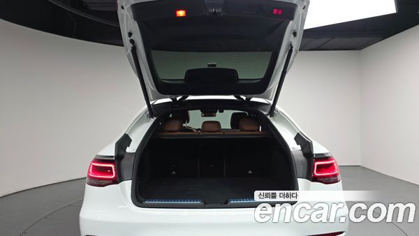 Mercedes-Benz GLC 2020, фото 25