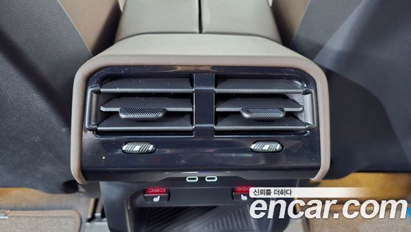 BMW 5 Series 2024, фото 31