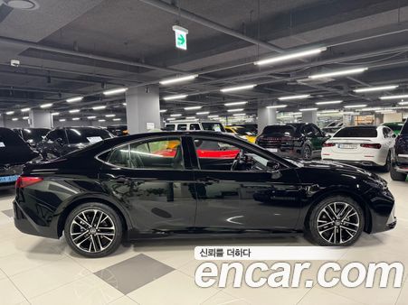 Toyota Camry 2026, фото 2