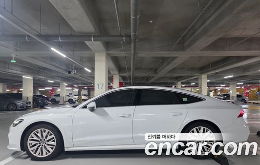 Audi A7 2021, фото 4