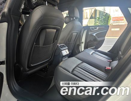 Audi A7 2021, фото 13