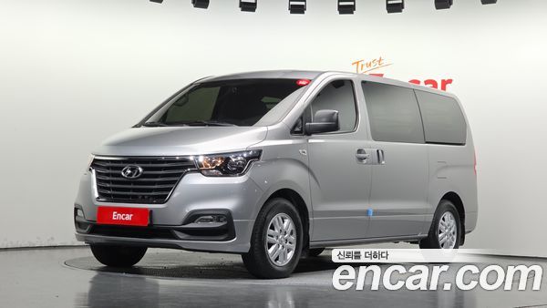 Hyundai Grand Starex 2021
