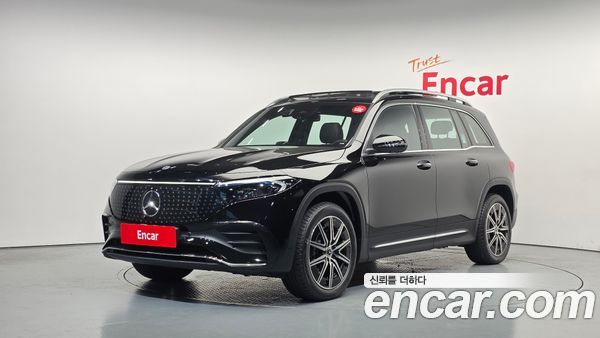 Mercedes-Benz EQB 2026