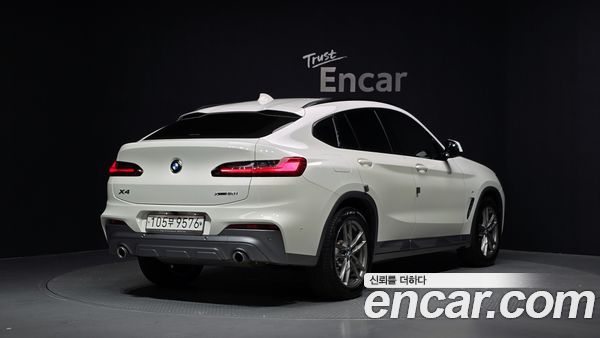 BMW X4 2020, фото 2