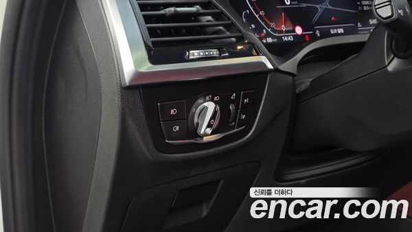 BMW X4 2020, фото 29