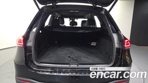Mercedes-Benz GLE 2023, фото 26