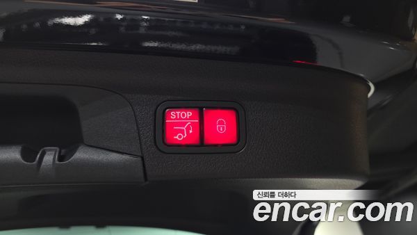 Mercedes-Benz GLE 2023, фото 31