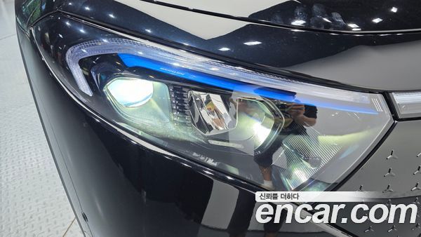 Mercedes-Benz EQB 2026, фото 8