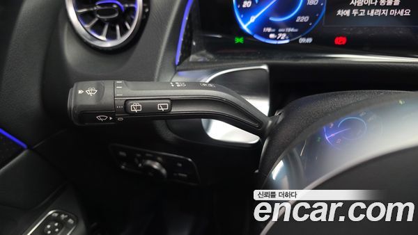 Mercedes-Benz EQB 2026, фото 29
