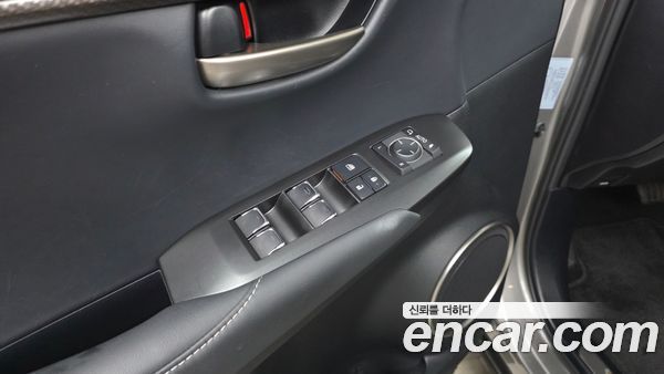 Lexus NX 2021, фото 29