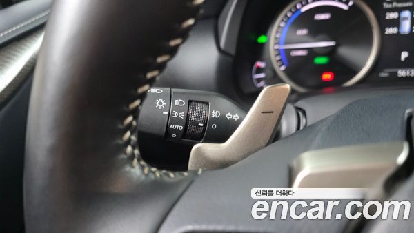 Lexus NX 2021, фото 30