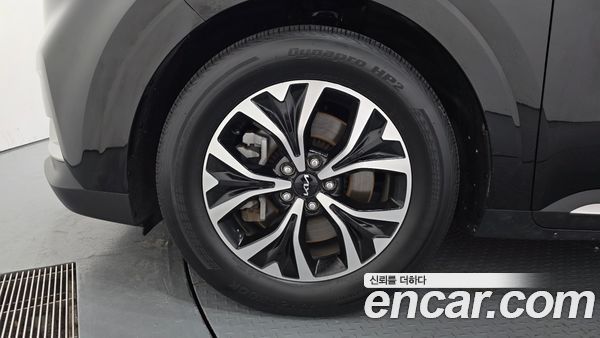 Kia Carnival 2023, фото 5