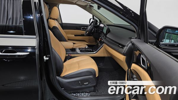 Kia Carnival 2023, фото 11