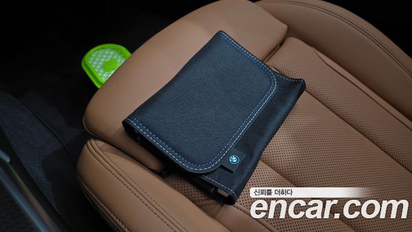 BMW 3 Series 2025, фото 22