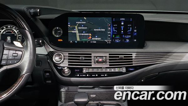 Lexus LS 2021, фото 14