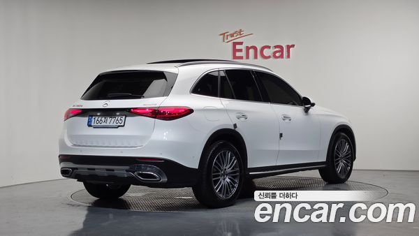 Mercedes-Benz GLC 2024, фото 2